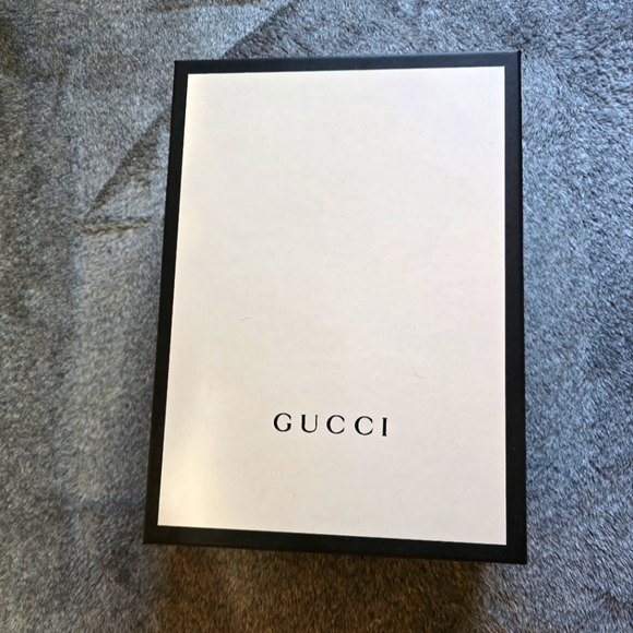 Gucci Box 12" x 9" x 5" - Picture 2 of 13